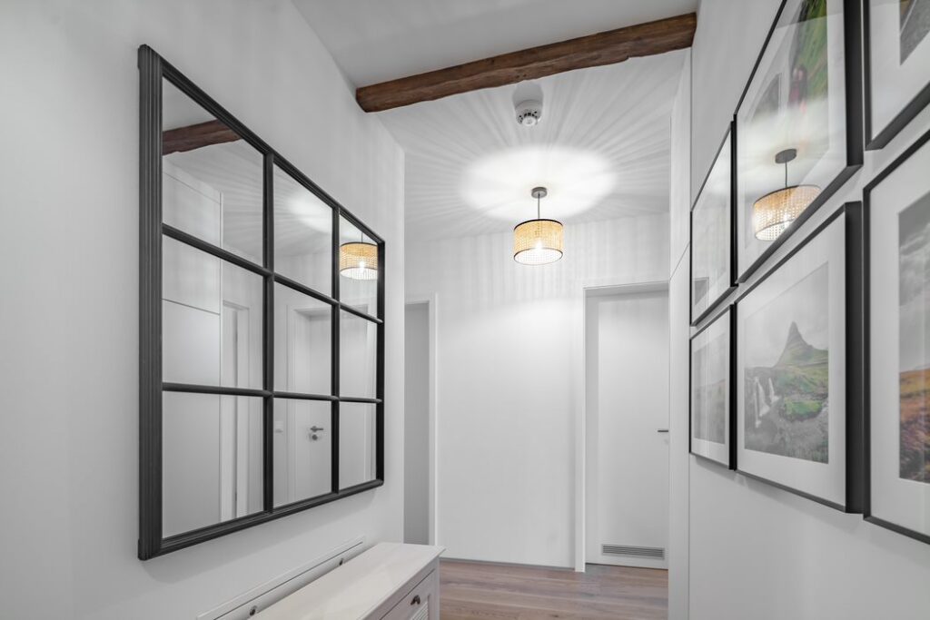 Jak rozjaśnić ciemny pokój. Przykład realizacji